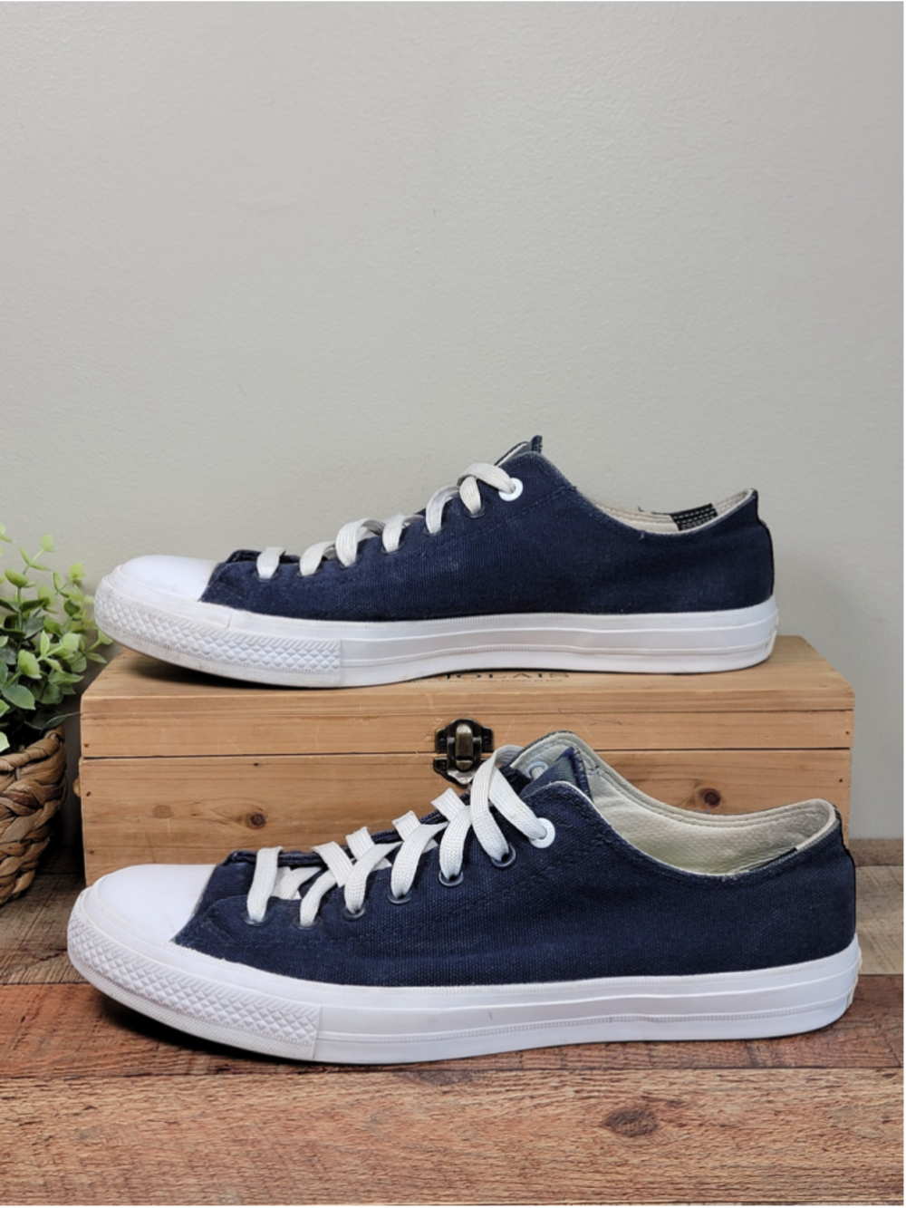 Converse 12 Chuck Taylor II Low Top Ox Dark Blue Canvas Sneakers All Star CTAS - Picture 3 of 13